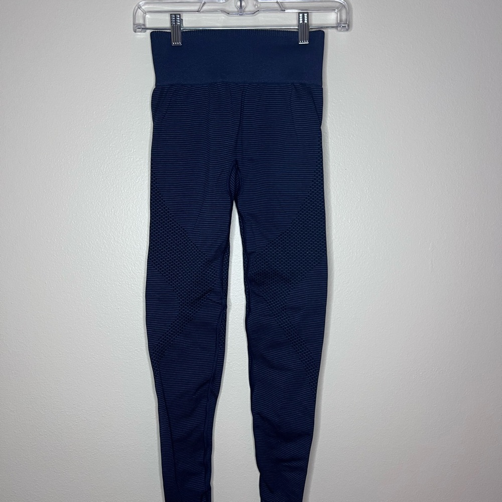 Navy Blue Textured Leggings